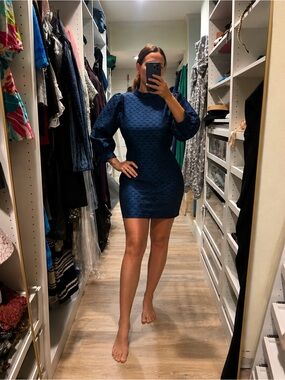 RW&CO. Navy Textured Puff-Sleeve Midi Dress
